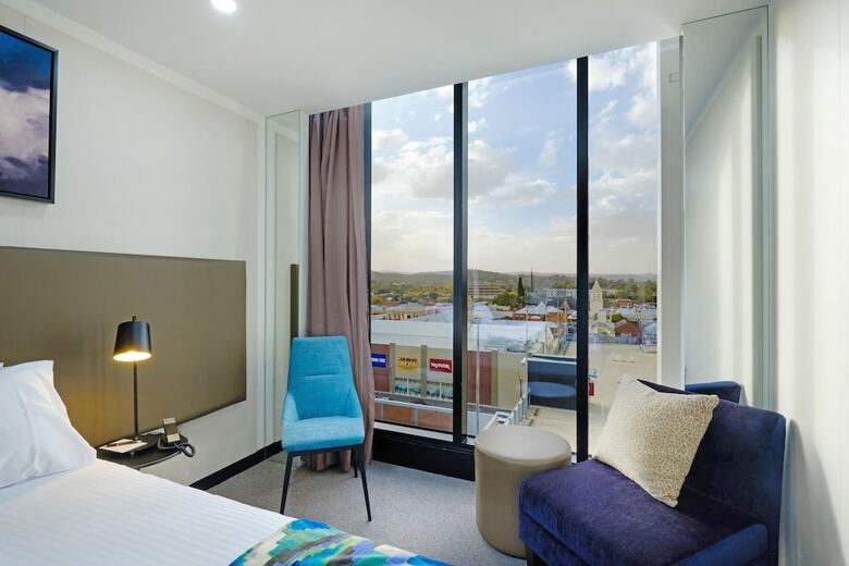 Mantra Albury Hotel