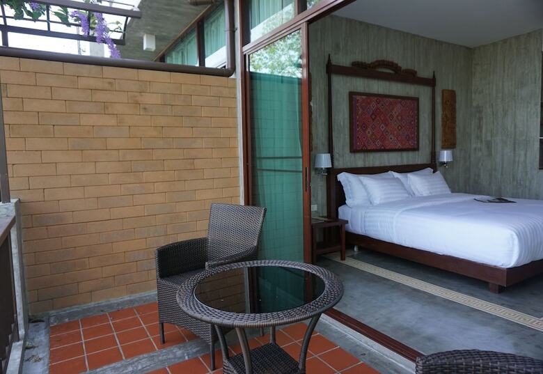Hotel Bansaeo Garden And Resort