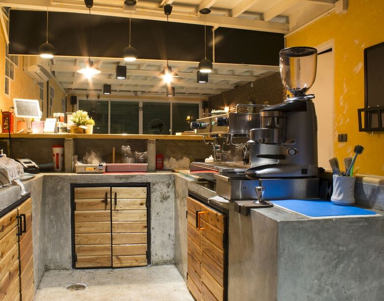 Hostal Roi 8 Host