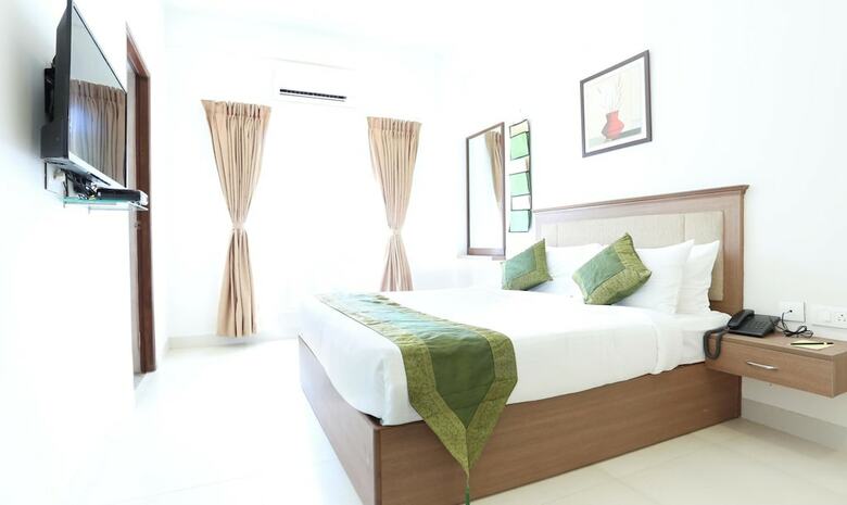 Hotel Rishi Gardens