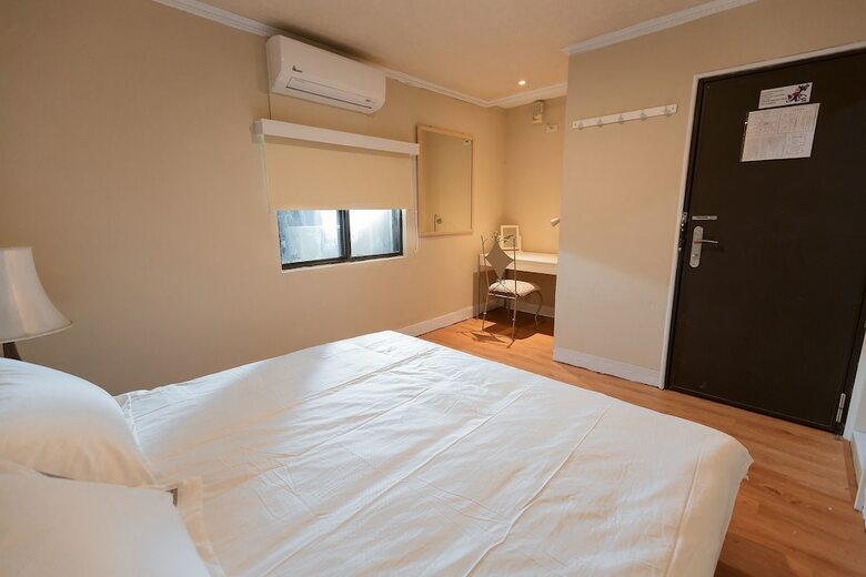 Hostal May Rooms Taipei Ntu