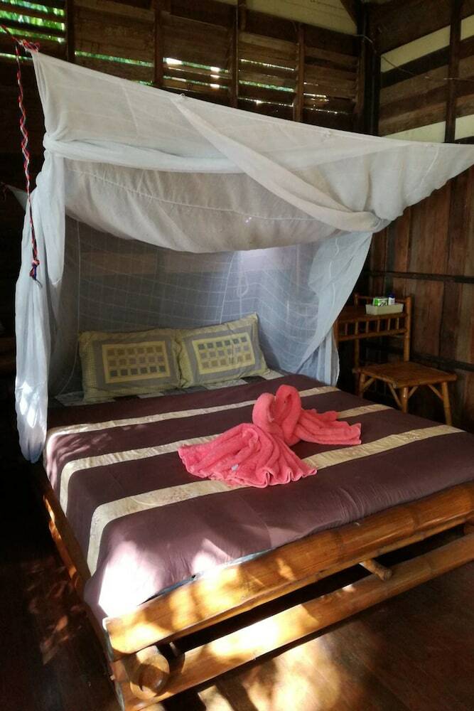 Hotel Bonhomie Beach Cottages