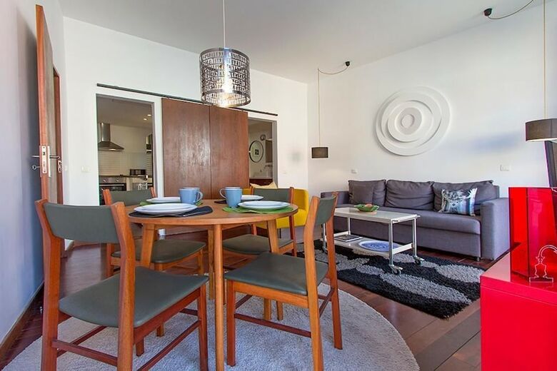 Apartamentos Downtown Delight By Homing