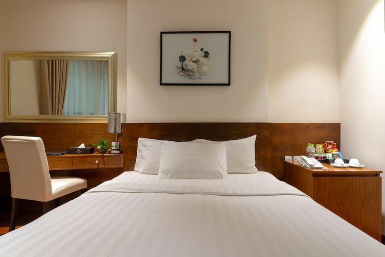 My Hotel Universal Hanoi