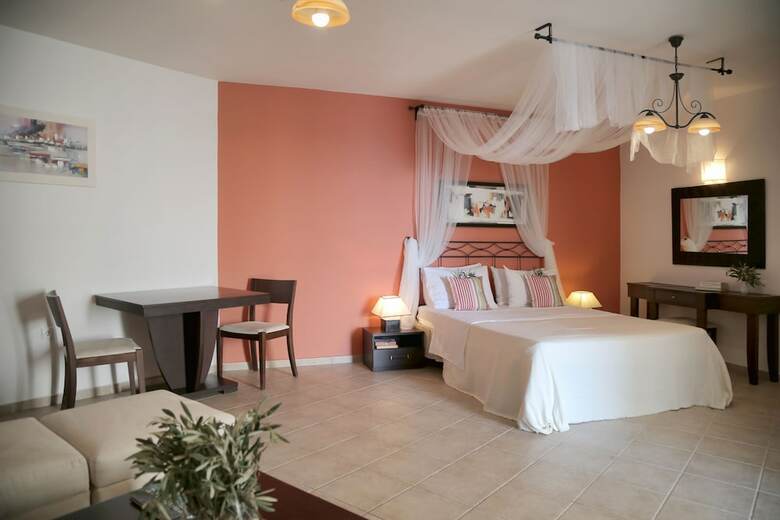 Aparthotel Yalis Hotel