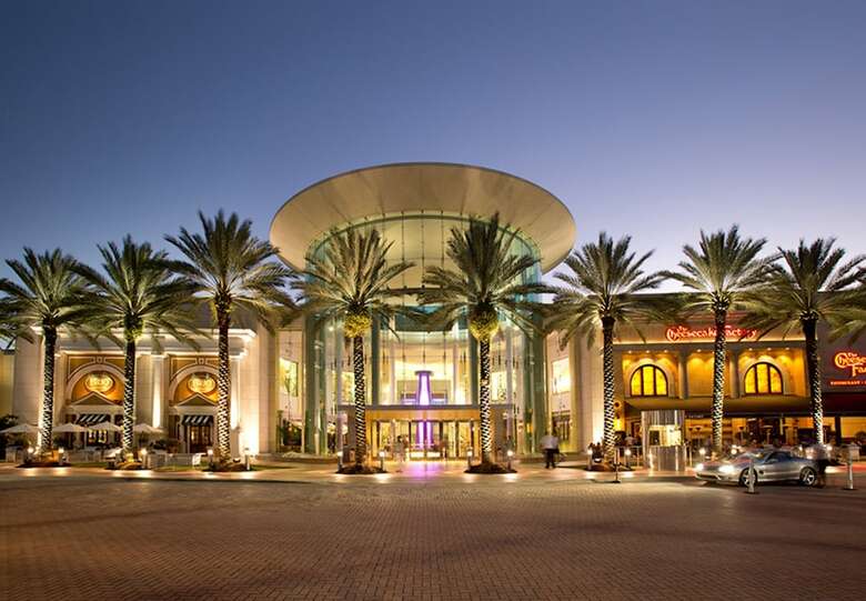 Hotel Springhill Suites By Marriott Orlando At Millenia