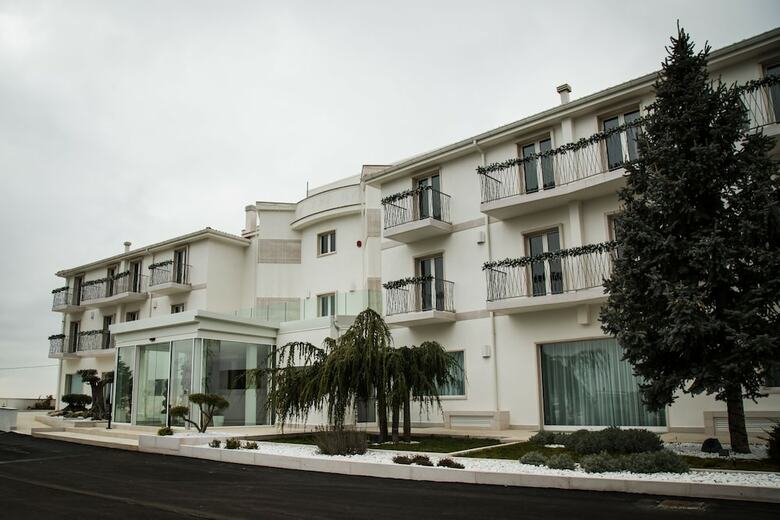 Hotel Malucri Resort