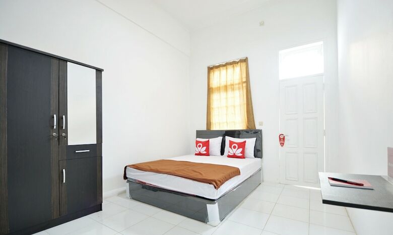 Hotel Zen Rooms Kemang G17 Syariah