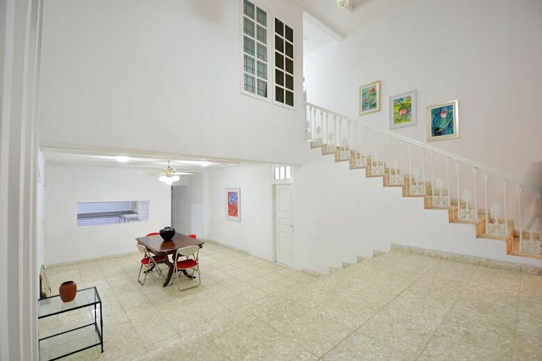 Hotel Zen Rooms Kemang G17 Syariah
