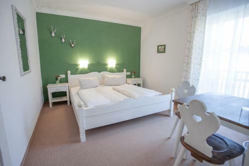 Hostal Landgast-hotel Egger St�berl (superior)