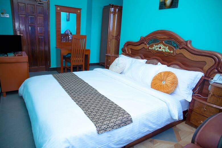 Bl Airport Hotel
