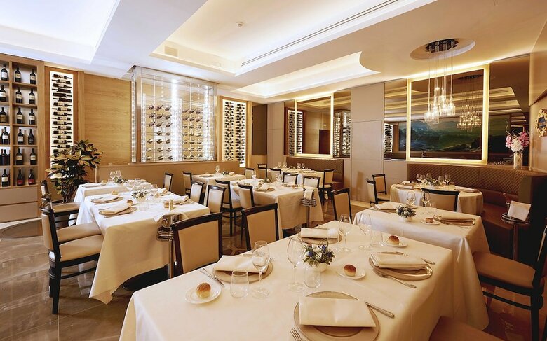 Harry's Bar Trevi Hotel & Restaurant