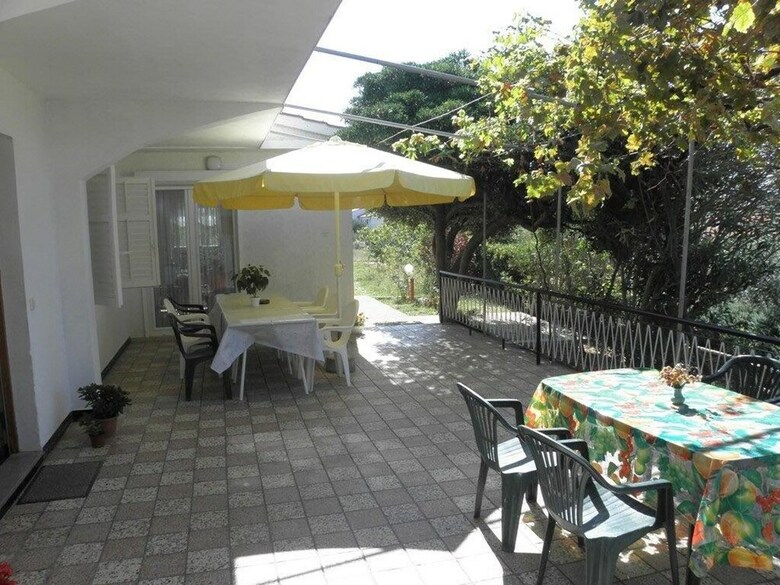 Apartments Jasko Barbat