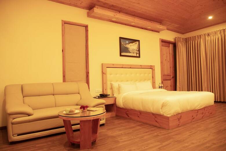 Hotel Baragarh Resort And Spa, Centrally Heated Mountain Side Resort, Manali