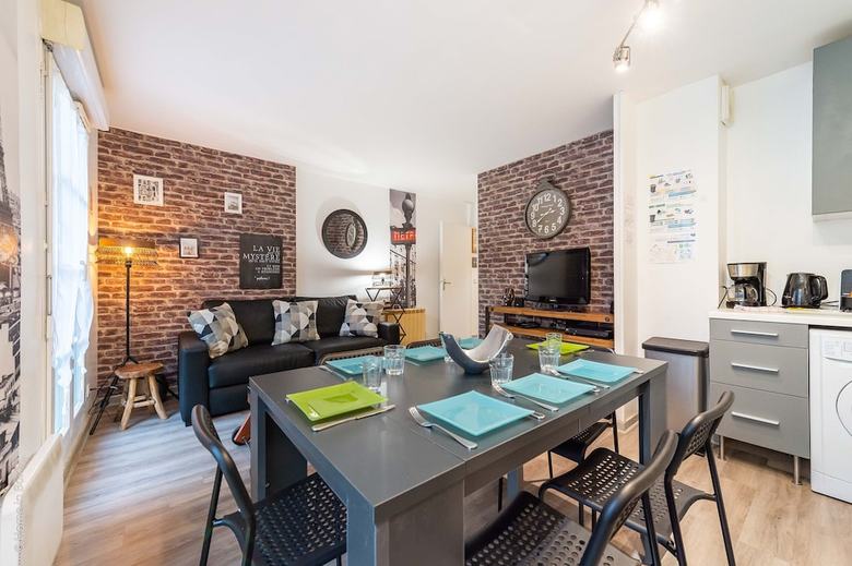 Frenila 2 Bedrooms Apartment - 8 People