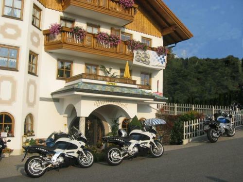 Hotel Brunnenhof