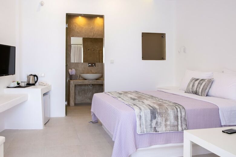 Hotel Ambience Suites