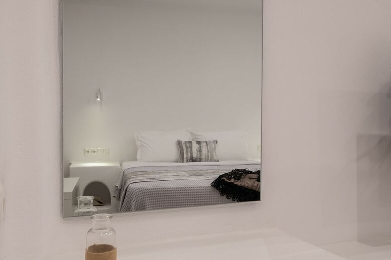 Hotel Ambience Suites