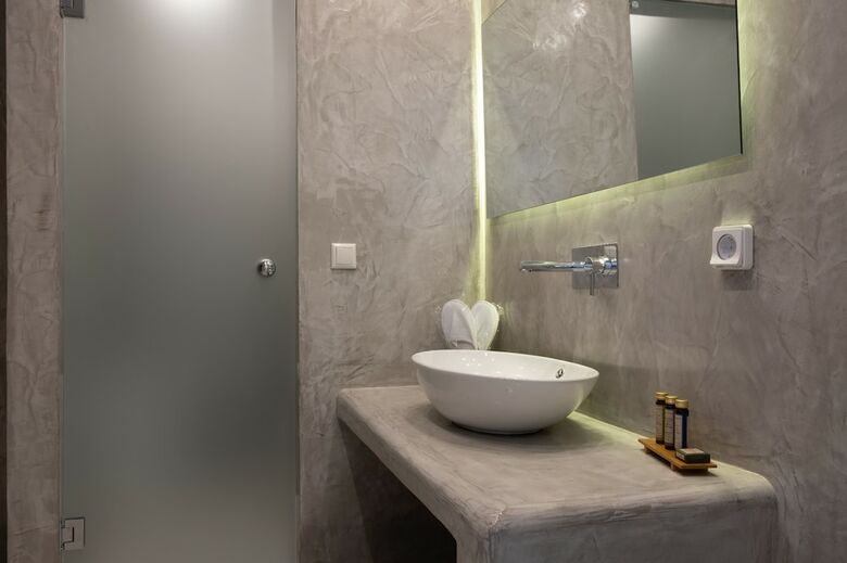 Hotel Ambience Suites