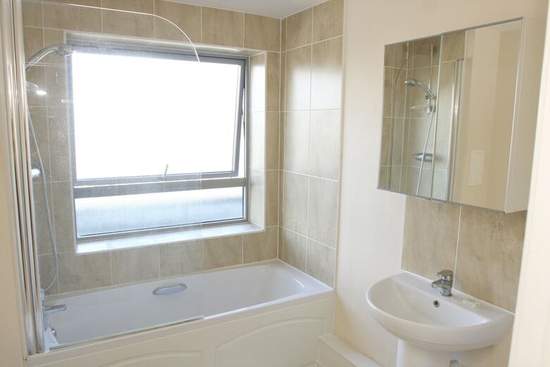 Modern Apartment, Wilmington Close