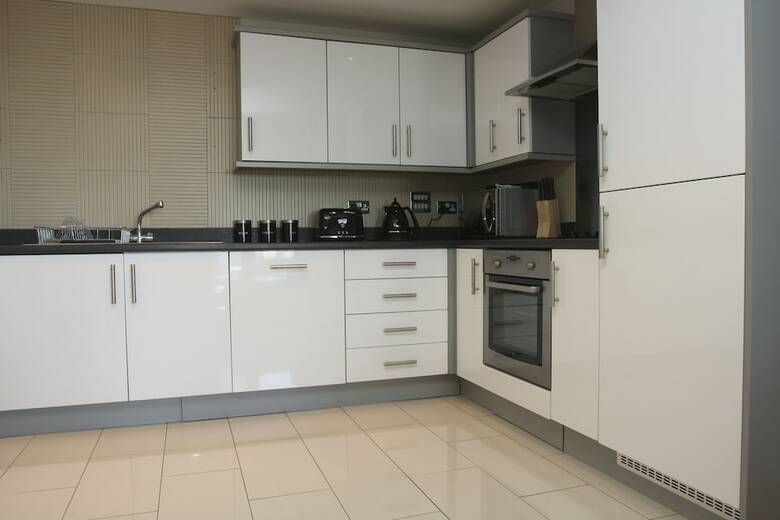 Modern Apartment, Wilmington Close