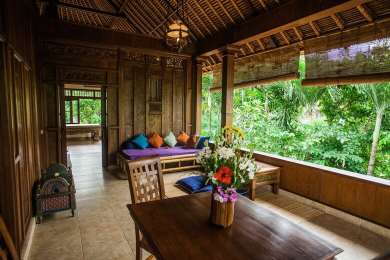 Hotel Kebun Indah