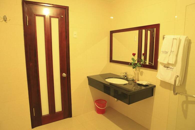 Luxe Hotel