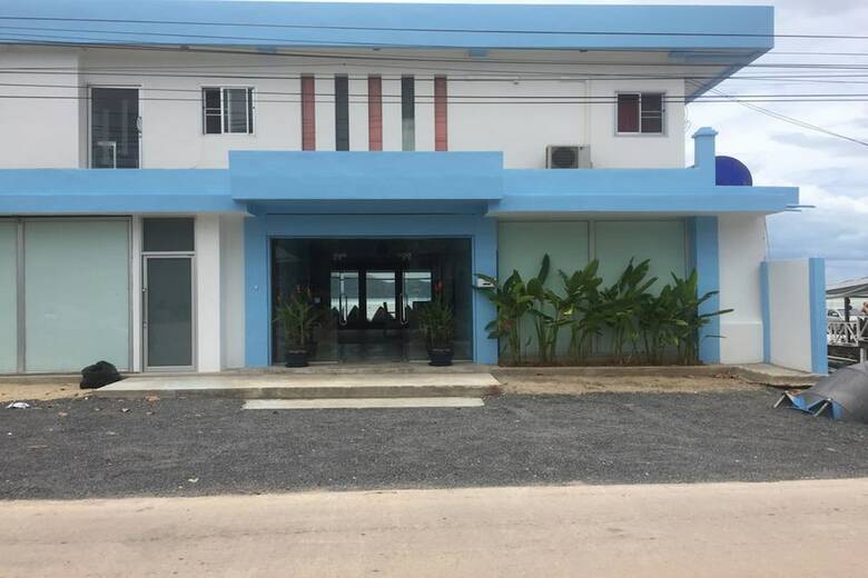 Hostal Hunters Hostel & Rooftop Bar