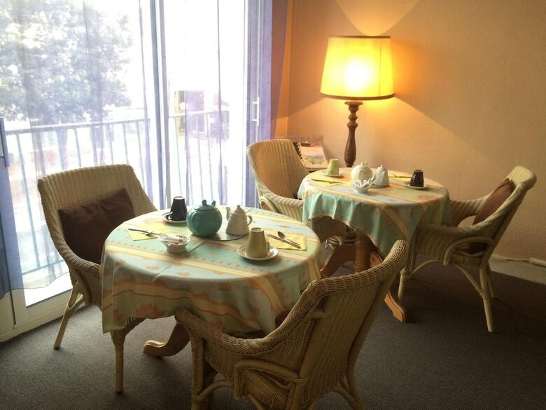 Hotel H�tel Berni�res