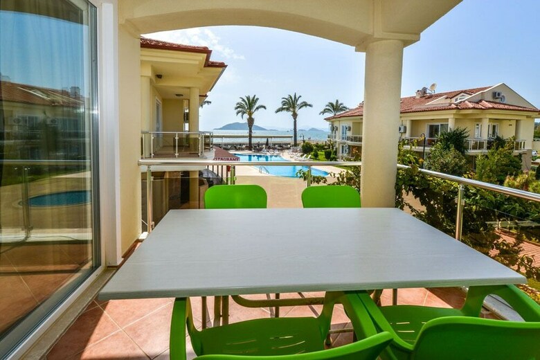 Sunset Beach Villas And Apartments