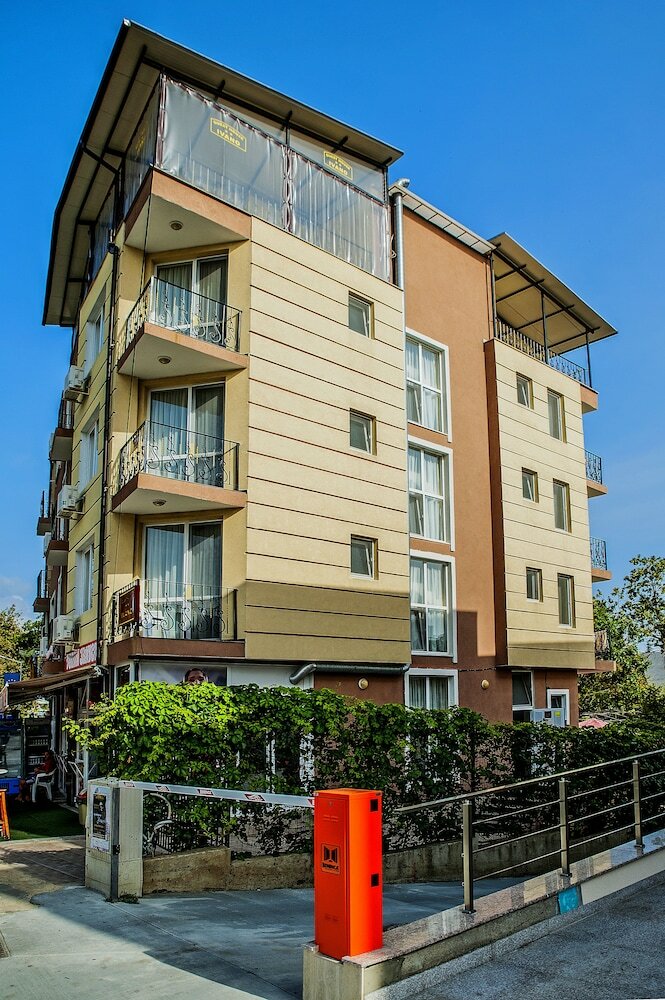 Ivano Hotel