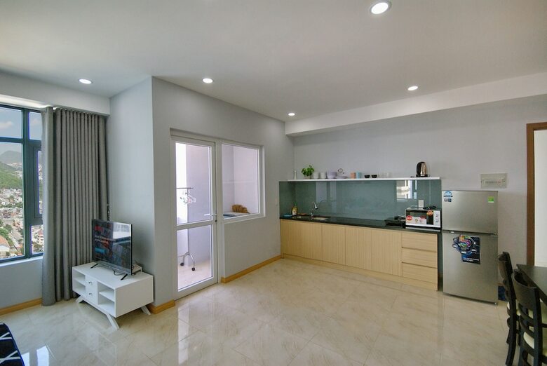 Handy Beachfront Apartment