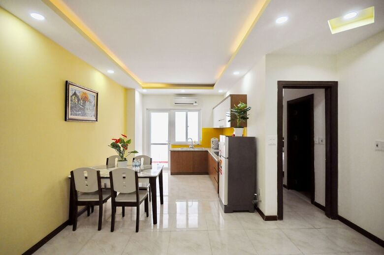 Handy Beachfront Apartment