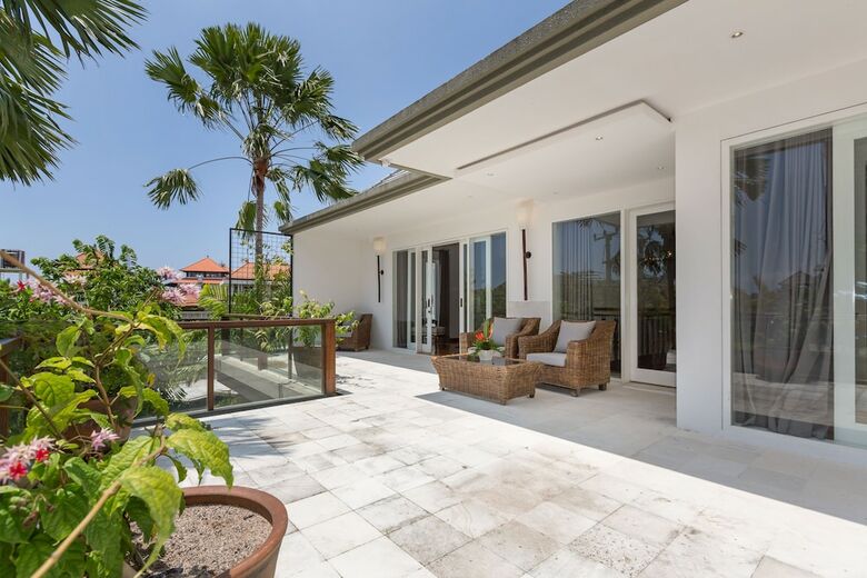 Jadine Bali Villa By Nagisa Bali