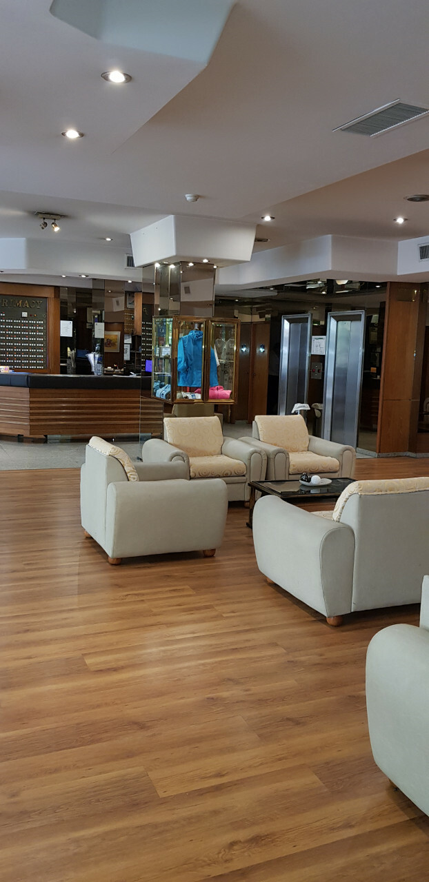 Primacy Hotel