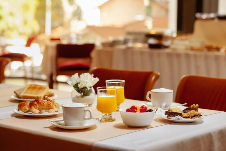Primacy Hotel