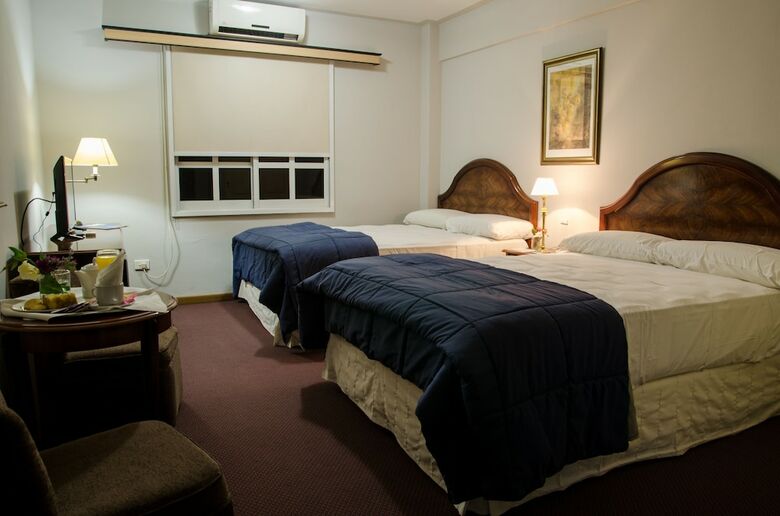 San Nicol�s Plaza Hotel