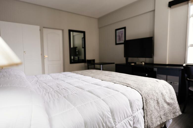 San Nicol�s Plaza Hotel