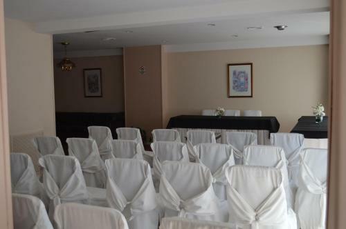 Hotel Rayentray Trelew