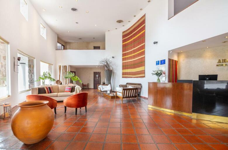 Hotel Altos De La Vina