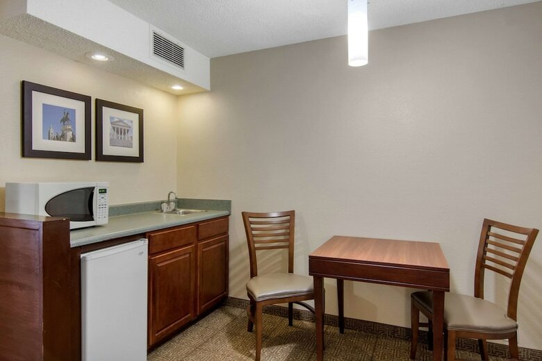Hotel Comfort Inn Chester - Richmond South