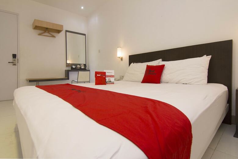 Hotel Reddoorz Near Universitas Diponegoro
