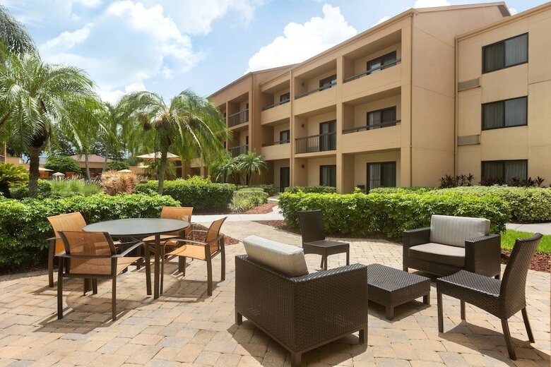 Hotel Courtyard By Marriott Fort Myers Cape Coral