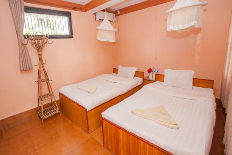 Hotel Chitwan Tiger Camp