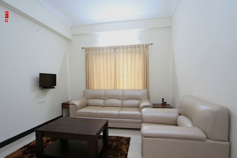 Hotel Oyo 4797 Lulu Hospitality