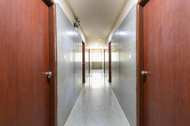 Hotel Oyo 9251 Grand Krishna