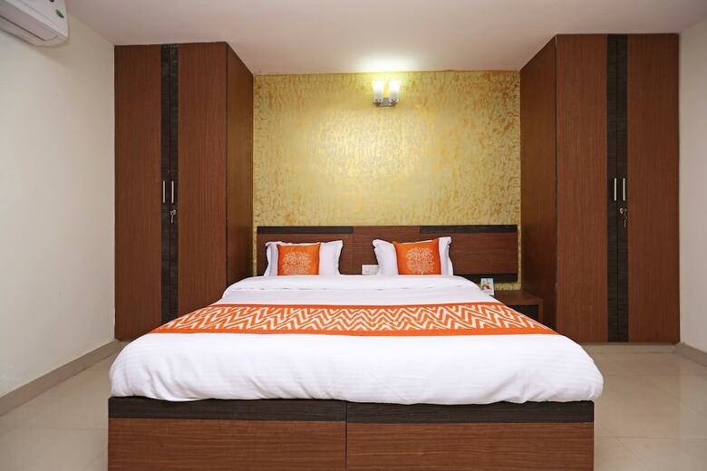 Hotel Oyo 8481 Le Tara Residency