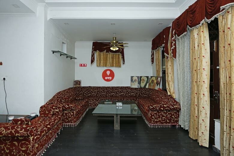 Hotel Oyo 8481 Le Tara Residency
