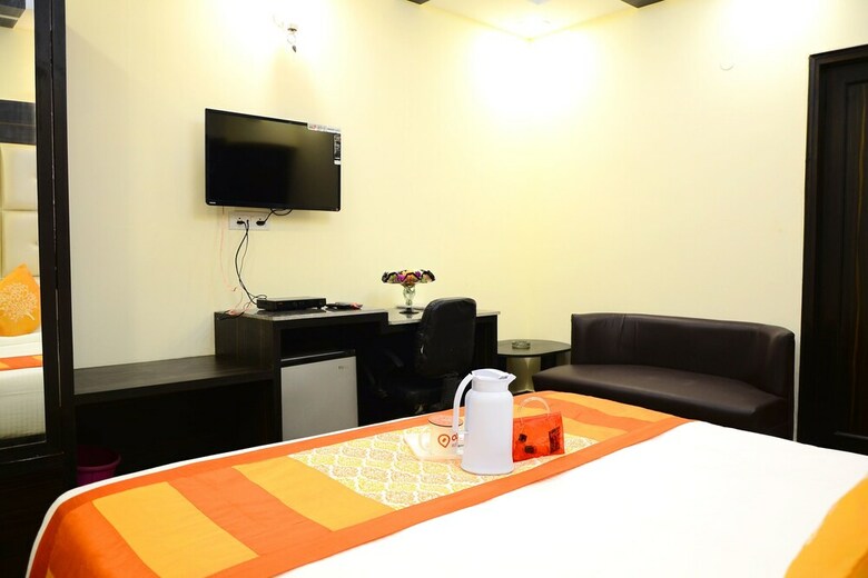Hotel Oyo 9266 Home Stay Kapoor Inn