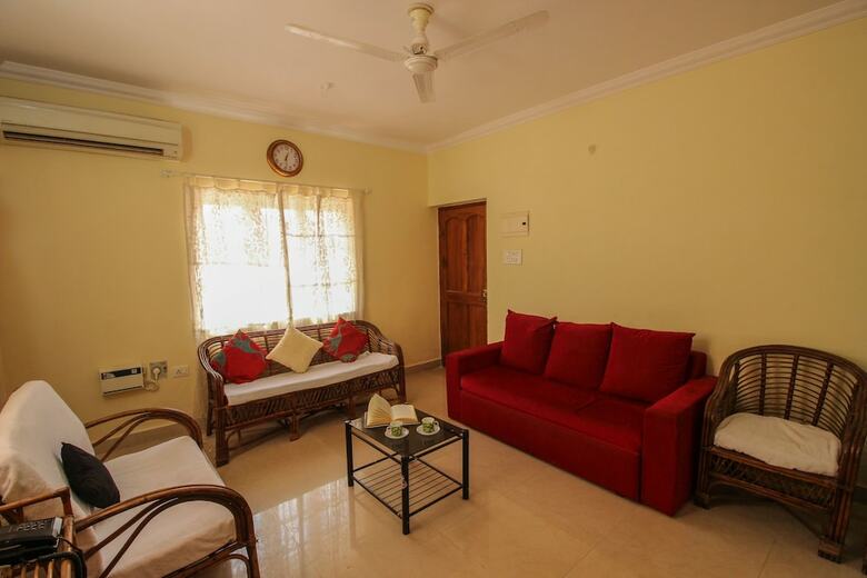 Apartamentos Oyo 10093 Home Pool View 1bhk Calangute